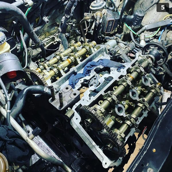 Engine rebuild Ford Escape 3.0 — timing chain + valve